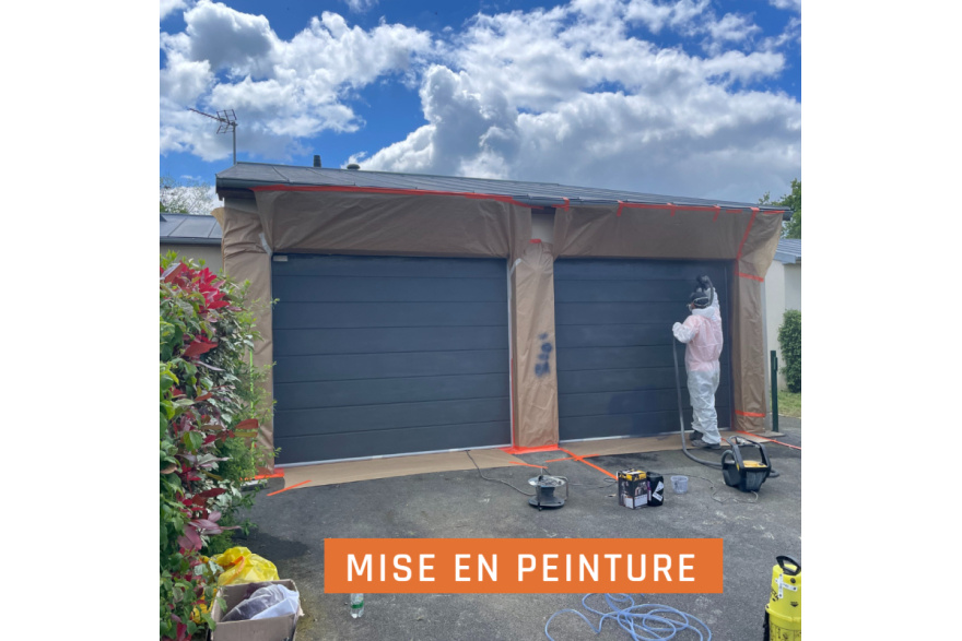 Mise en peinture  porte de garage